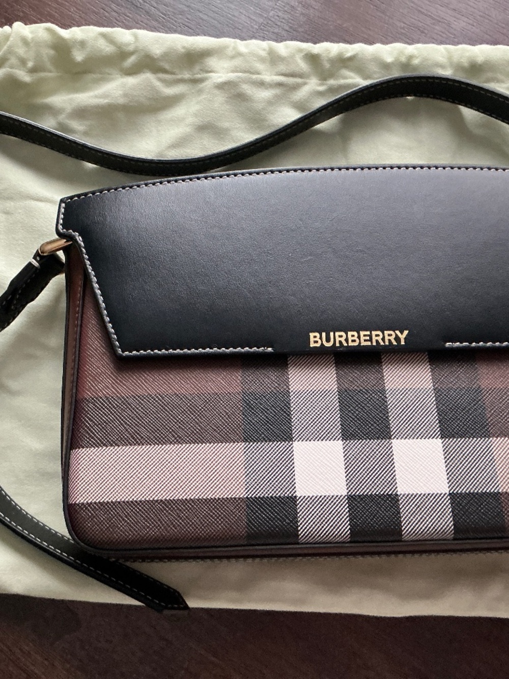 Burberry Catherine e check shoulder bag